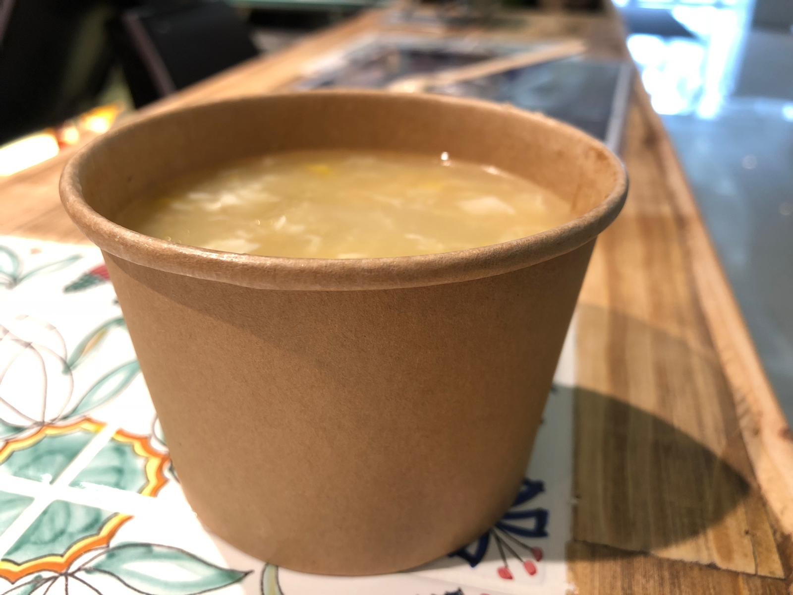 雞蓉竹笙粟米羹 Corn with chicken soup